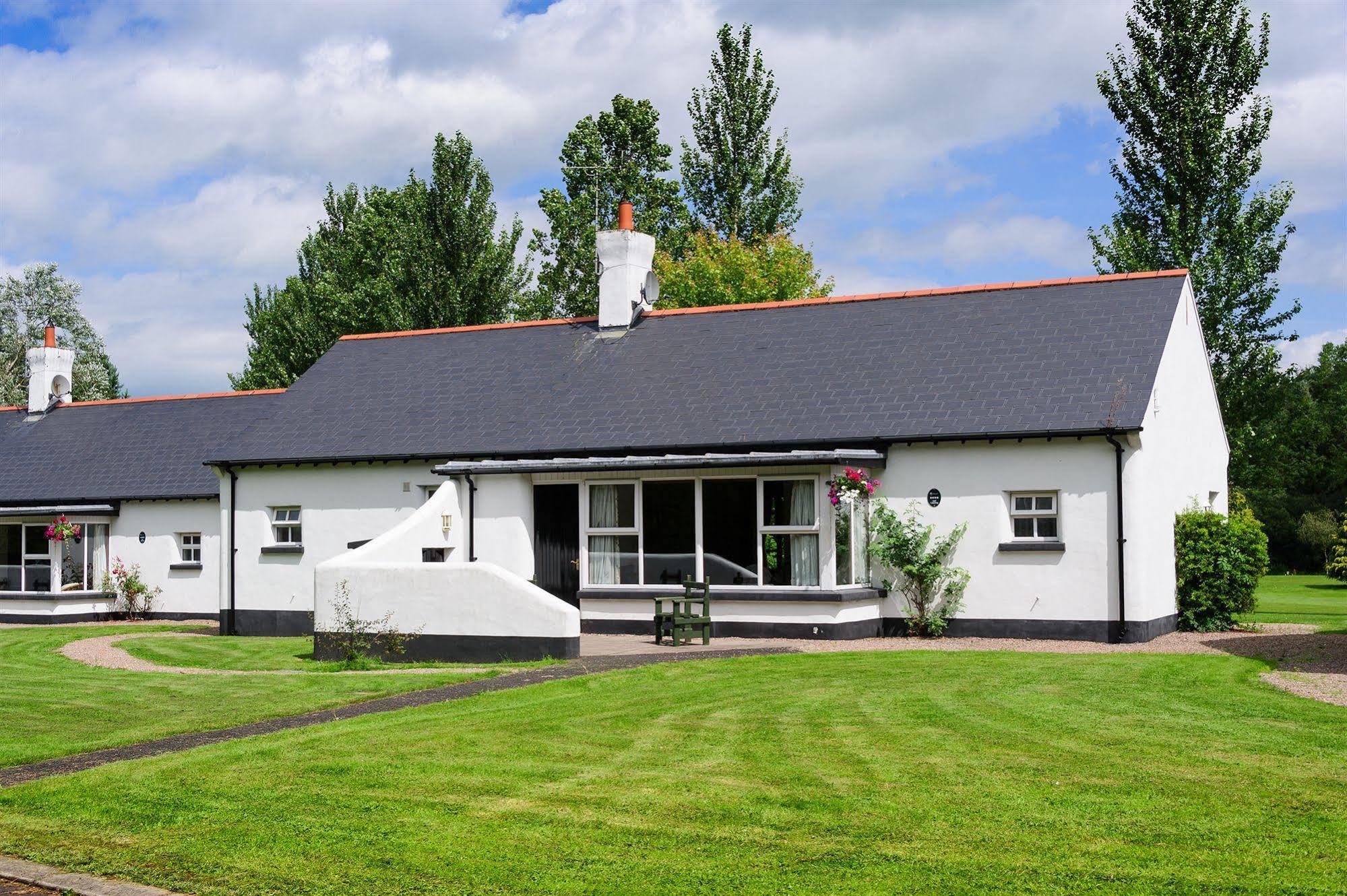 Brown Trout Golf & Country Inn Aghadowey Kültér fotó